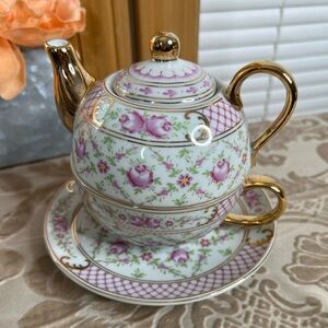 Vtg Sorelle Fine China Pink Rose W/Gold Trim Tea Set, Four Piece Set. 5 1/2” H